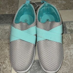 Zone Pro slip on shoes